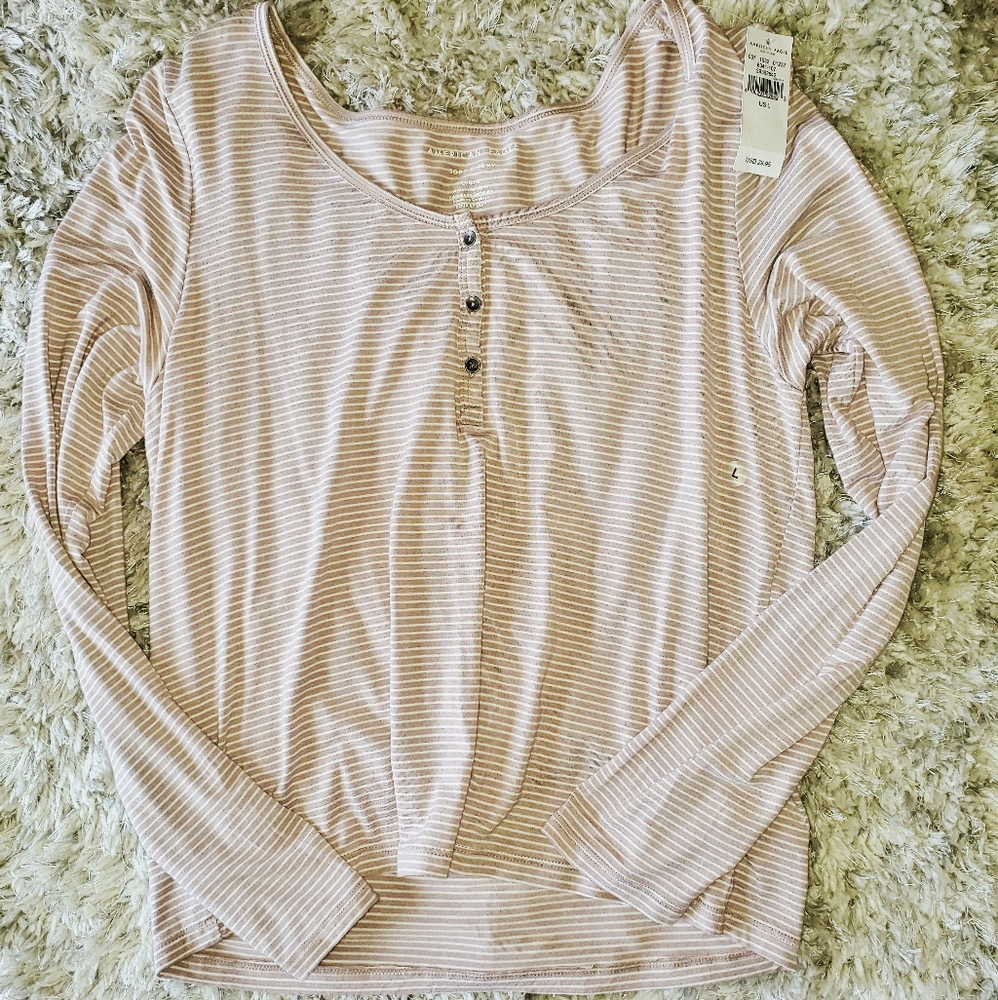 Lightweight Henley Scoop Neck Blouse